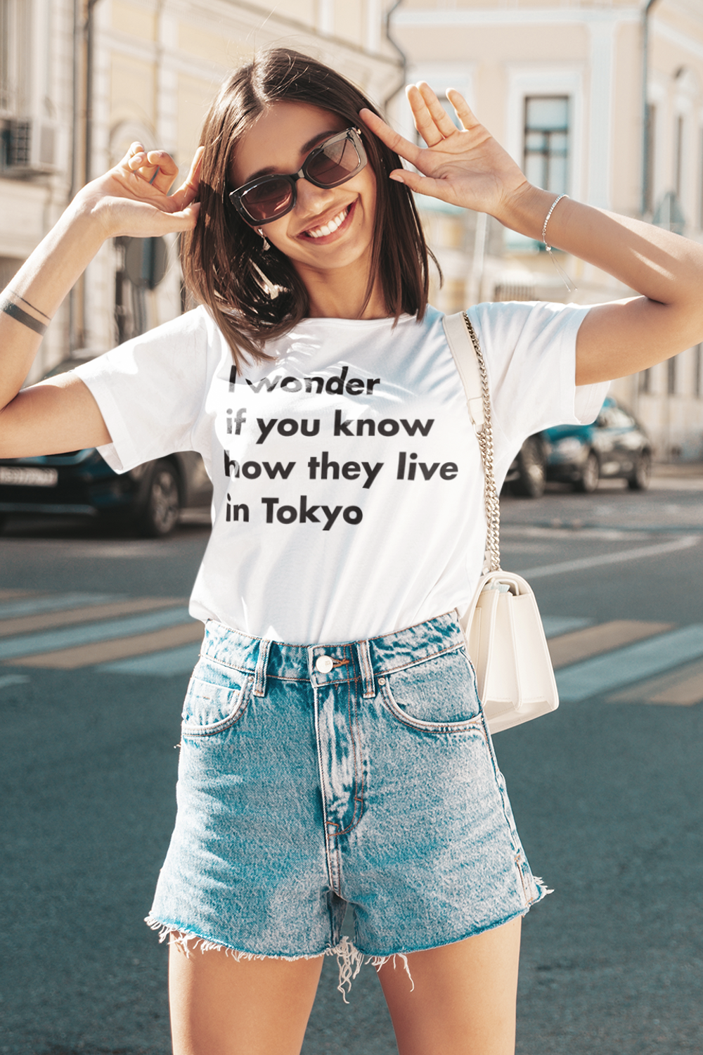 I Wonder If You Know How They Live In Tokyo Women's Soft Jersey T-Shirt OniTakai