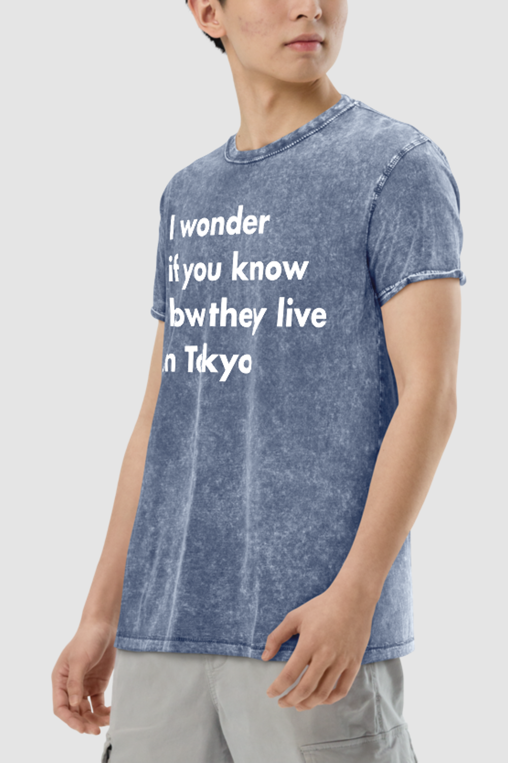 I Wonder If You Know How They Live in Tokyo Men's Denim T-Shirt OniTakai