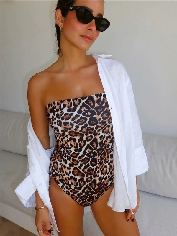 Women's Classy Animal Print Slim Fit Bandeau One-Piece Swimsuit